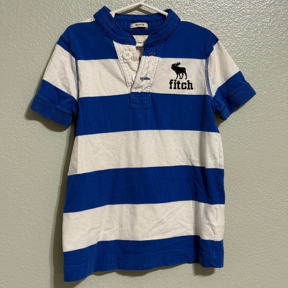 Abercrombie & Fitch Kids Polo in Blue and White Size Small “Muscle” Design